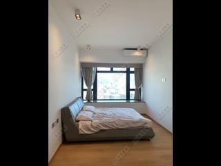 West Kowloon - The Arch Moon Tower (Block 2A) 04