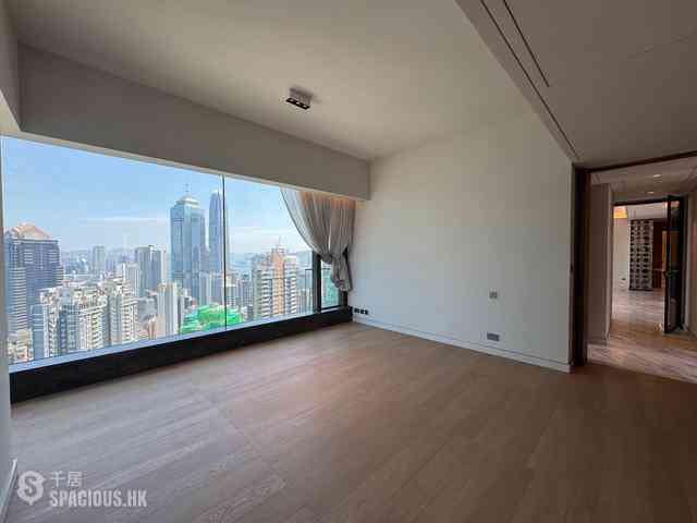 Mid Levels West - The Legacy 21