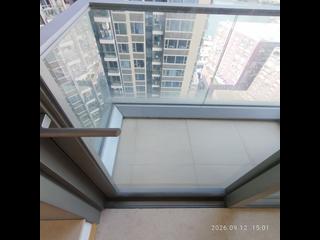 油塘 - Peninsula East 20