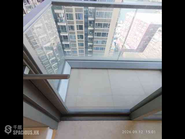 Yau Tong - Peninsula East 20