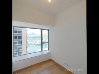 油塘 - Peninsula East 22