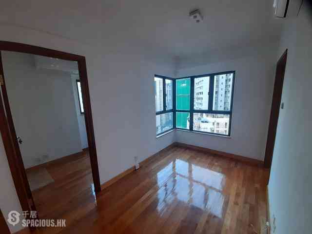 Sheung Wan - The Bellevue Place 11