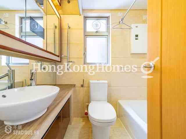 Tai Kok Tsui - Harbour Green 09