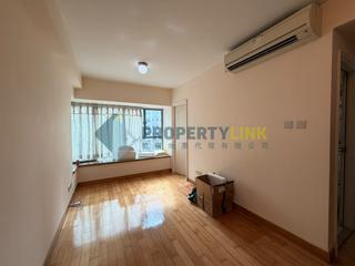 Sheung Wan - Queen's Terrace 02