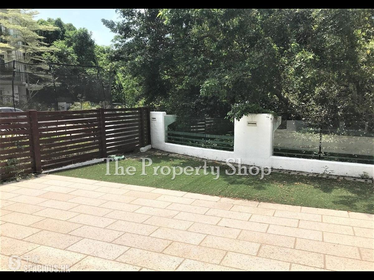 Sai Kung - Robina 01