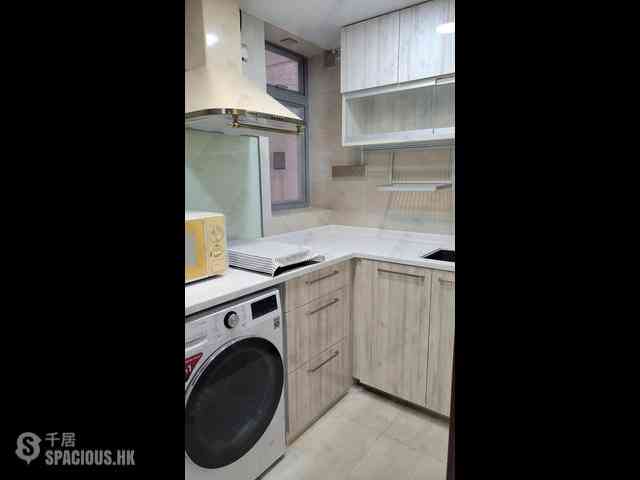 Sai Wan Ho - Grand Promenade Block 1 03