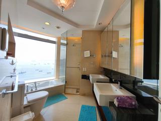 West Kowloon - The Cullinan 18