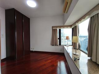 West Kowloon - The Arch 06