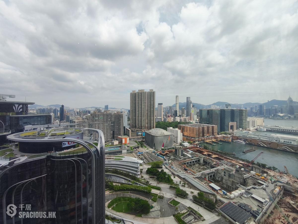 West Kowloon - The Arch 01