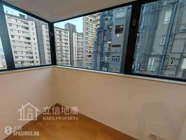 Mid Levels Central - 62B, Robinson Road 03