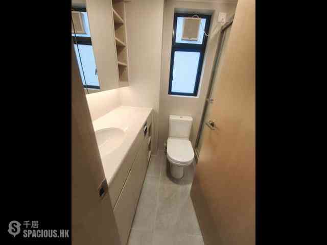 Mid Levels Central - 62B, Robinson Road 05