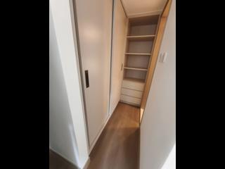 Mid Levels Central - 62B, Robinson Road 06