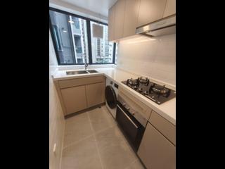 Mid Levels Central - 62B, Robinson Road 10