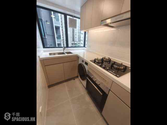 Mid Levels Central - 62B, Robinson Road 10