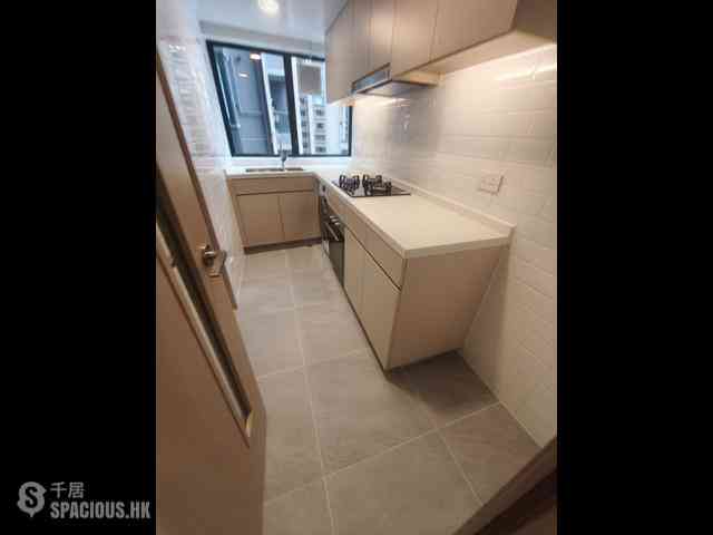 Mid Levels Central - 62B, Robinson Road 14
