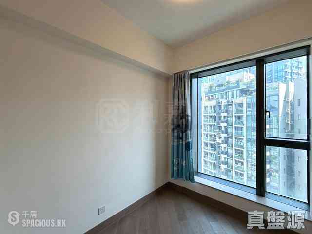 Tseung Kwan O - The Wings Ocean Wings 02