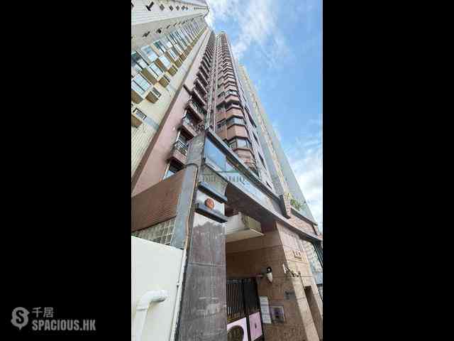 Shek Tong Tsui - Charmview Court 11