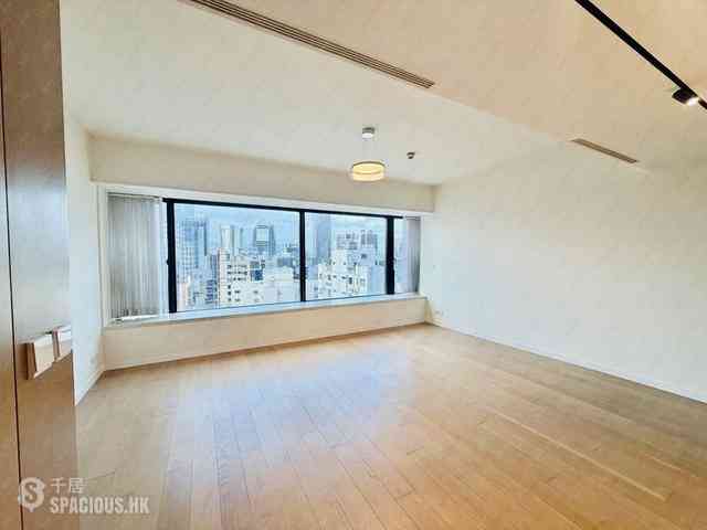 Mid Levels Central - Gramercy 01