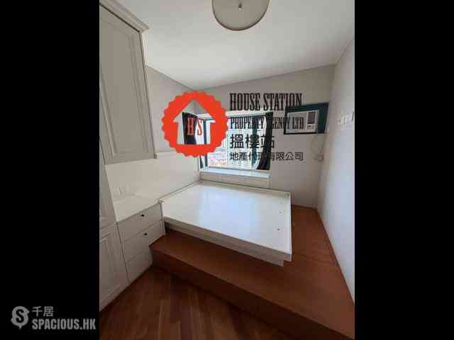 Tai Kok Tsui - The Long Beach Tower 3 04