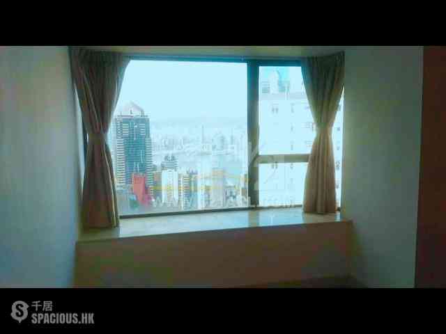 Mid Levels Central - 62B, Robinson Road 06