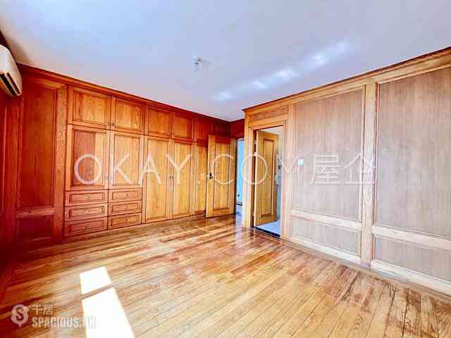 Pok Fu Lam - Baguio Villa Block 22 05