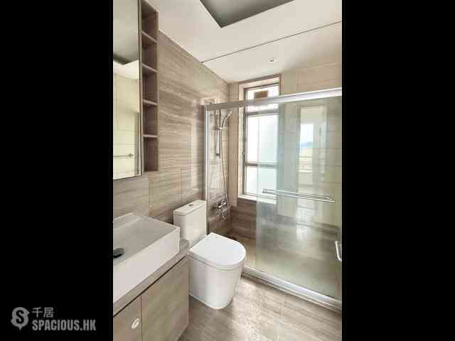 Sai Ying Pun - Island Crest 07