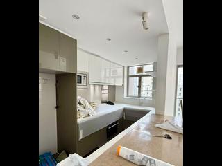 Sai Ying Pun - Island Crest 05