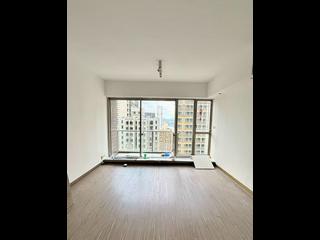 Sai Ying Pun - Island Crest 03