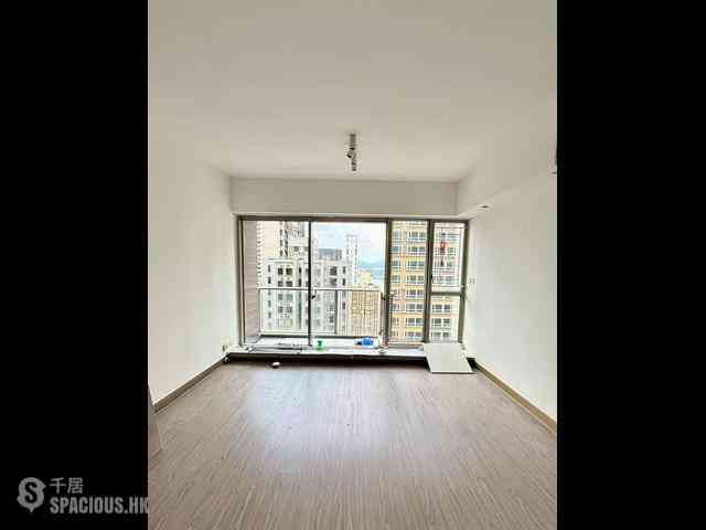 Sai Ying Pun - Island Crest 03