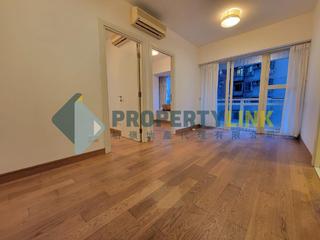 Soho - Centrestage 02