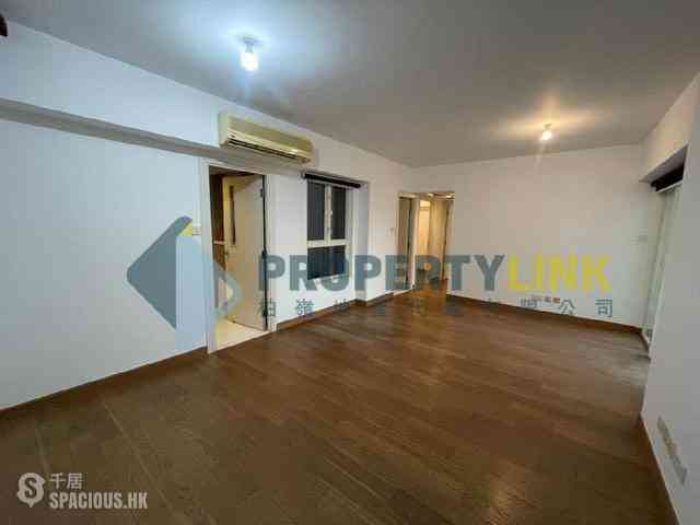 Soho - Centrestage 02