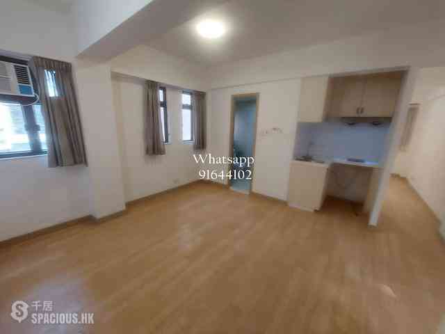 Central - 14, Gage Street 01