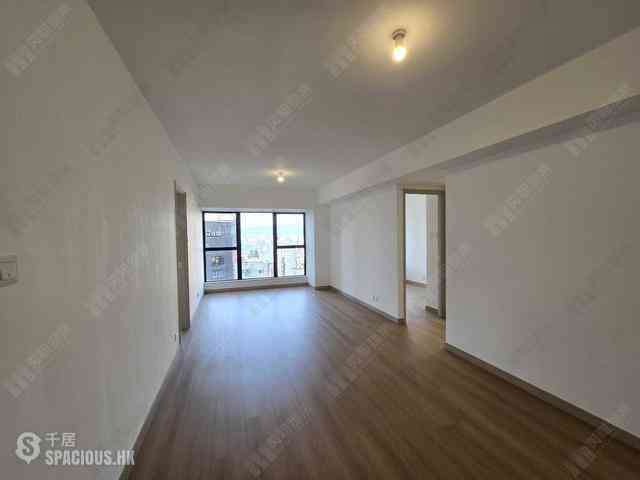 Mid Levels Central - 62B, Robinson Road 01