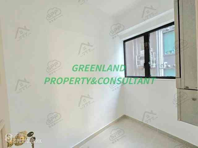 Mid Levels Central - 62B, Robinson Road 07