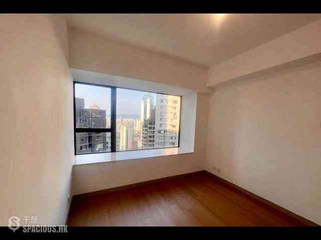 Mid Levels Central - 62B, Robinson Road 09