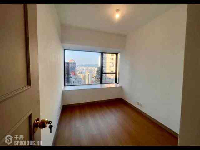 Mid Levels Central - 62B, Robinson Road 10