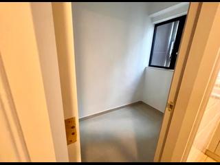 Mid Levels Central - 62B, Robinson Road 08