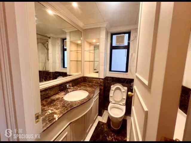 Mid Levels Central - 62B, Robinson Road 16