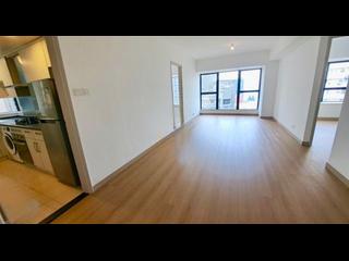 Mid Levels Central - 62B, Robinson Road 03
