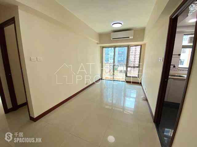 Kennedy Town - The Merton 01