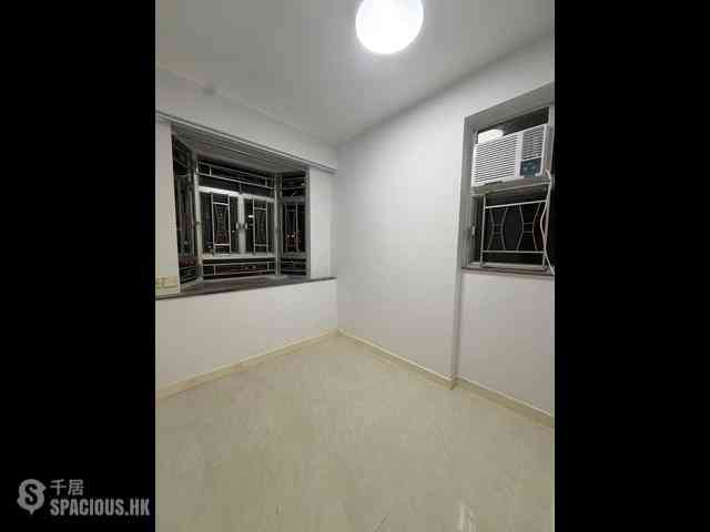 Shek Tong Tsui - Wah Ming Centre Block A 05