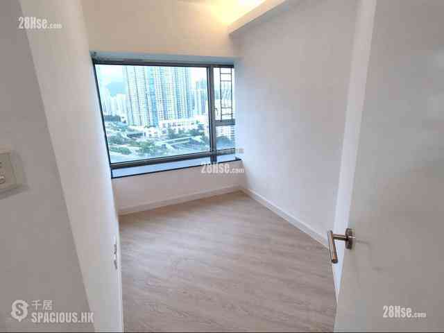 West Kowloon - Sorrento 09