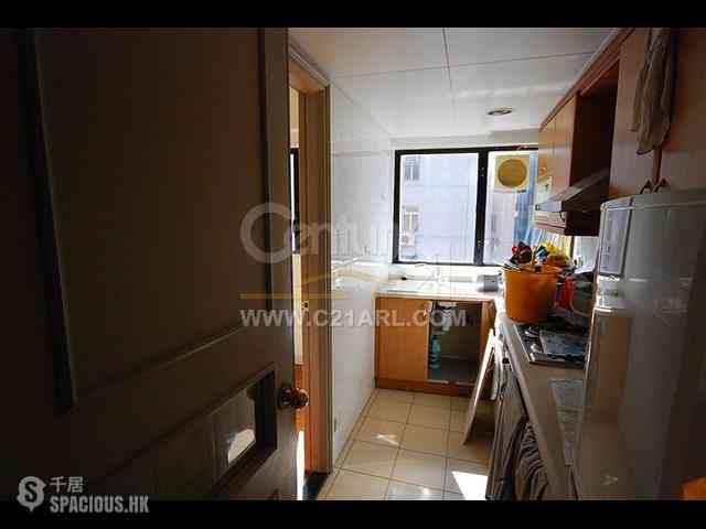 Mid Levels Central - 62B, Robinson Road 05