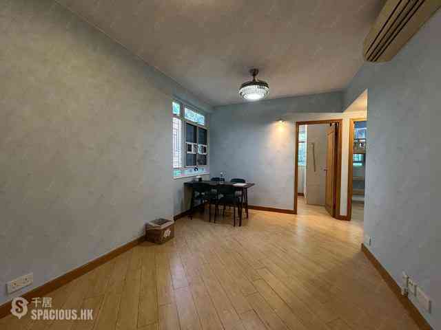 Sai Ying Pun - Golden Phoenix Court 08