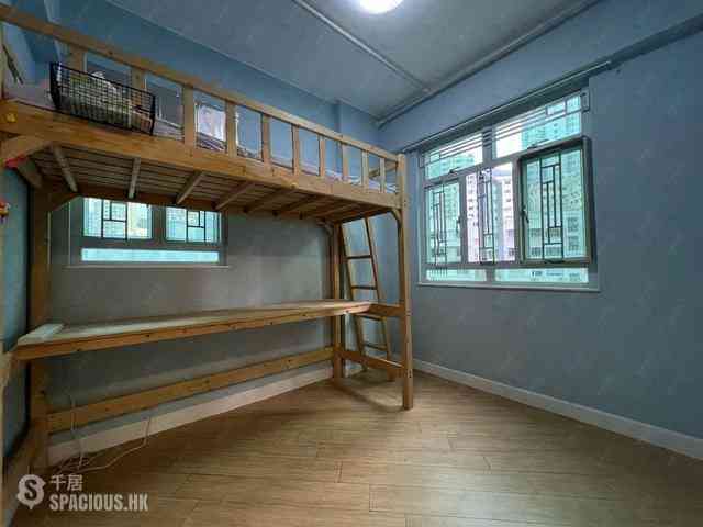 Sai Ying Pun - Golden Phoenix Court 13