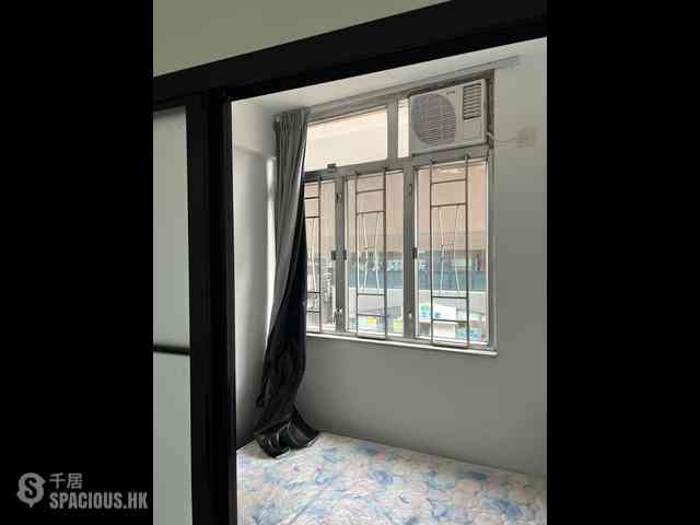 Sham Shui Po - Kam Wah Mansion 03