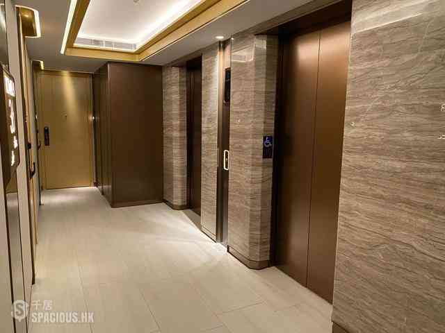 Shek Tong Tsui - Novum West 14