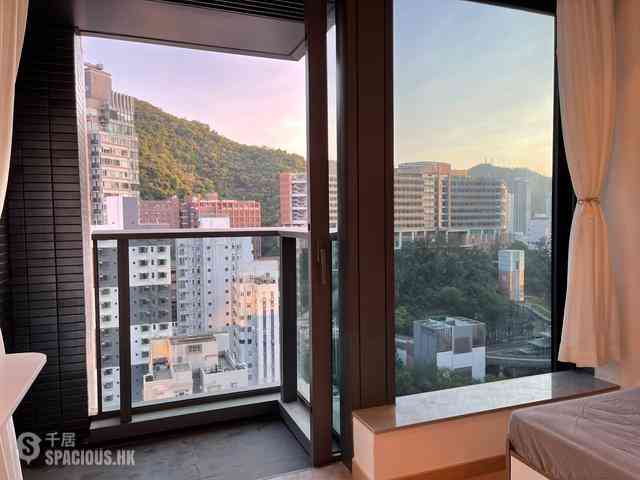 Shek Tong Tsui - Novum West 01