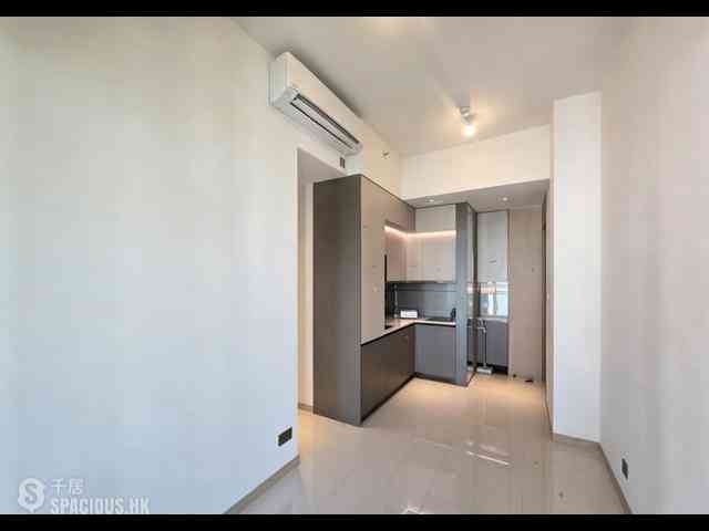 Sai Ying Pun - Upper Manor 02