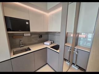 Sai Ying Pun - Upper Manor 03